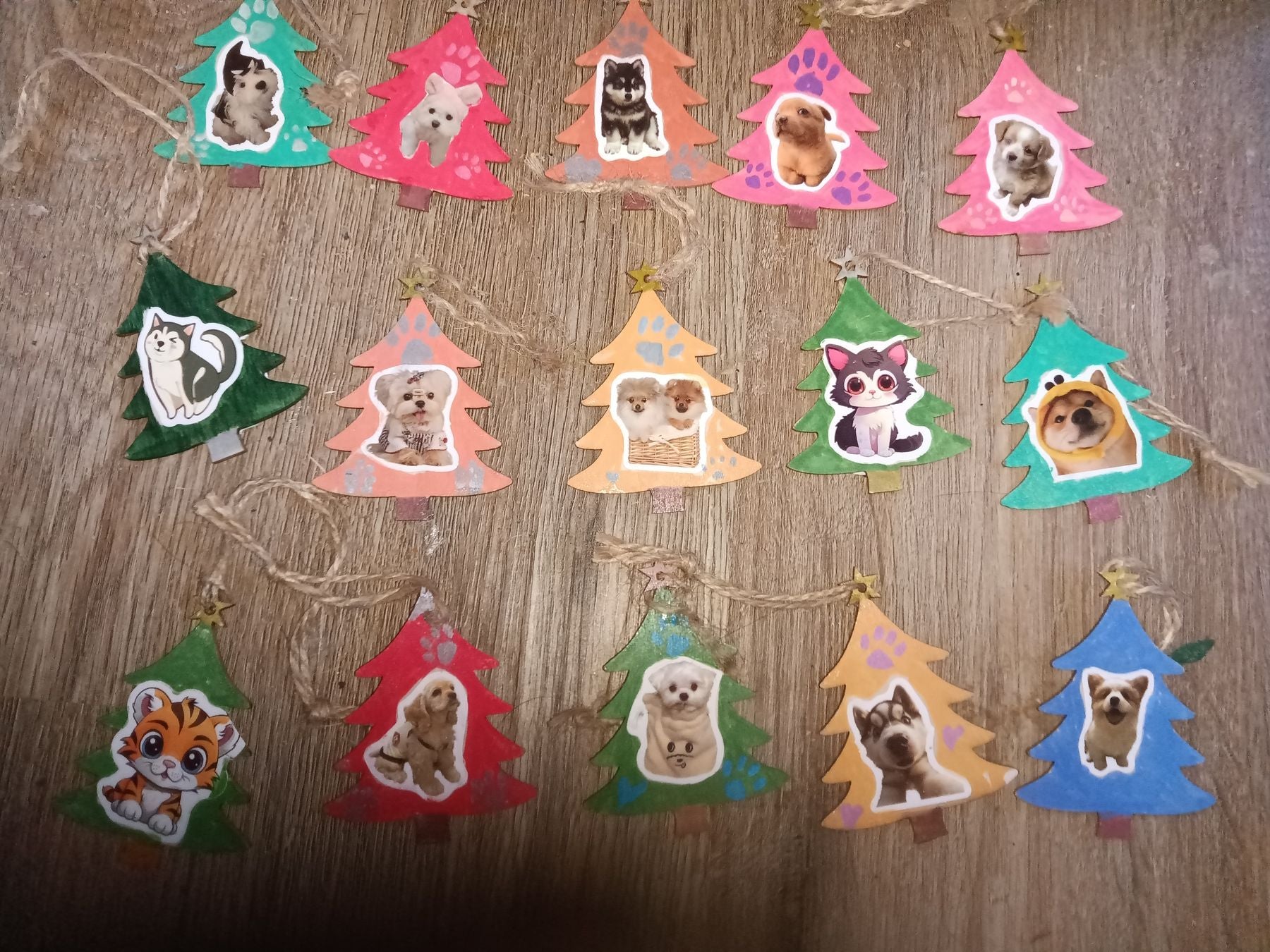  wooden shapes - christmas trees with animal stickers, christmas decor